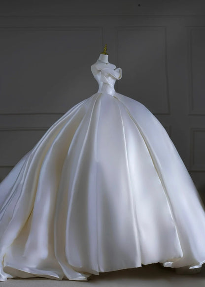Romantic Long Wedding Dresses White Ball Gown Sweetheart Long Wedding Dress Style For Brides Fitted With Train Bridal Gowns AS510