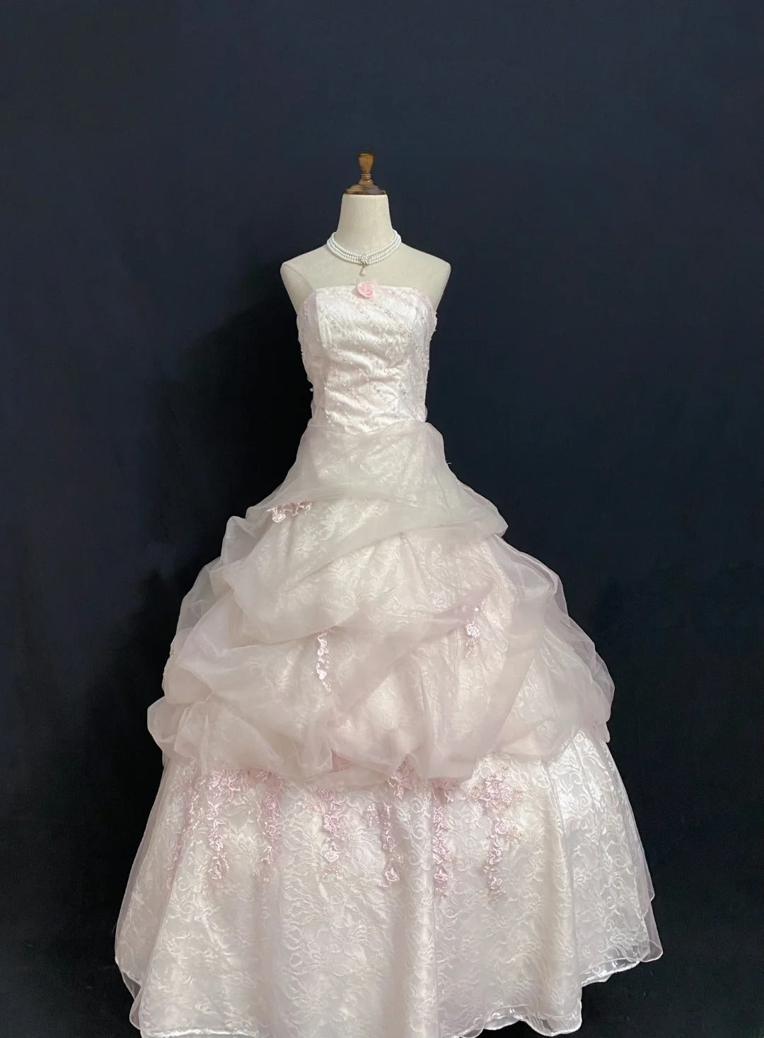 Princesses Fairytale Ball Gown Strapless Tulle Light Pink Long With Beading Quince Dress Quinceanera Dresses Formal Birthday Outfits RB7975