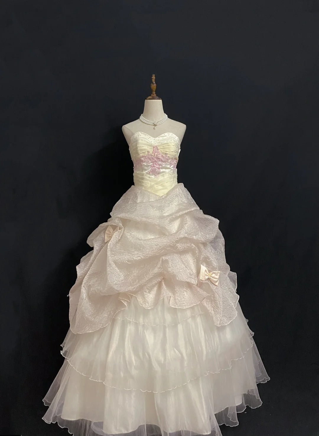 Princesses Fairytale Ball Gown Sweetheart Light Pink With Bow Tiered Layers Quince Dress Quinceanera Dresses Formal 17th Birthday Outfit RB7977