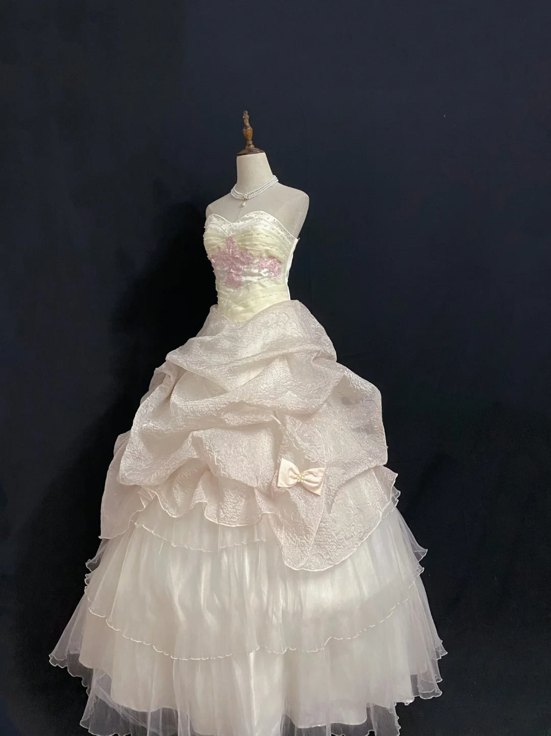 Princesses Fairytale Ball Gown Sweetheart Light Pink With Bow Tiered Layers Quince Dress Quinceanera Dresses Formal 17th Birthday Outfit RB7977
