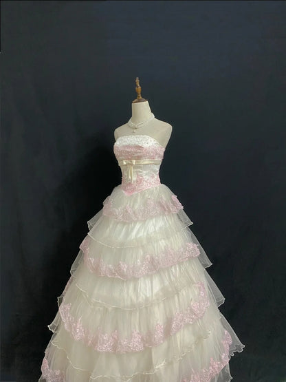 Princesses Fairytale Ball Gown Strapless Pink With Appliqued Tiered Layers Quince Dress Quinceanera Dresses Formal 17th Birthday Outfit RB7981