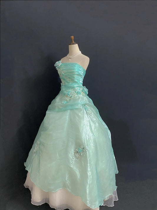 Princesses Fairytale Ball Gown Strapless Tiffany Blue With Tiered Appliqued Quince Dress Quinceanera Dresses 17th Birthday Outfit RB7983