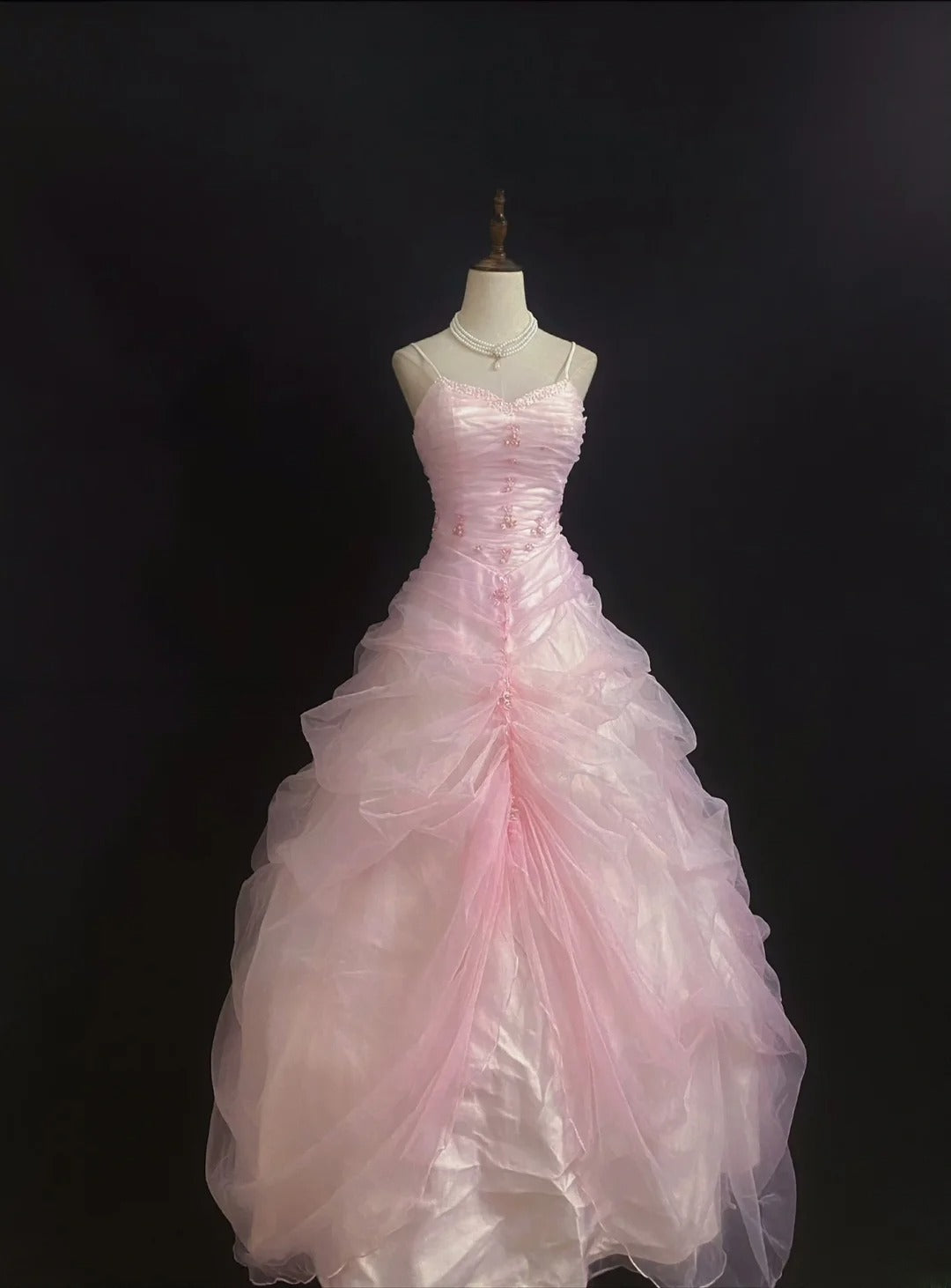 Princesses Fairytale Ball Gown Spaghetti Straps Pink With Tiered Ruffled Quince Dress Quinceanera Dresses 17th Birthday Outfit RB7987