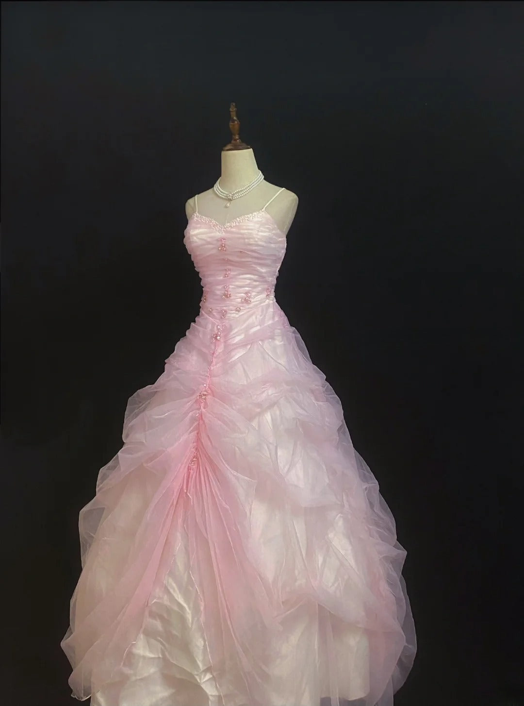 Princesses Fairytale Ball Gown Spaghetti Straps Pink With Tiered Ruffled Quince Dress Quinceanera Dresses 17th Birthday Outfit RB7987