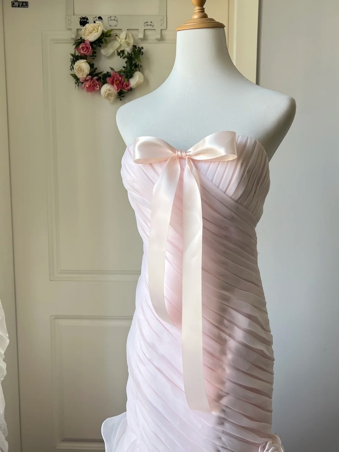 Pink Wedding Dress Modest Mermaid Strapless With Tiered Layers Long Bridal Gown RC0844