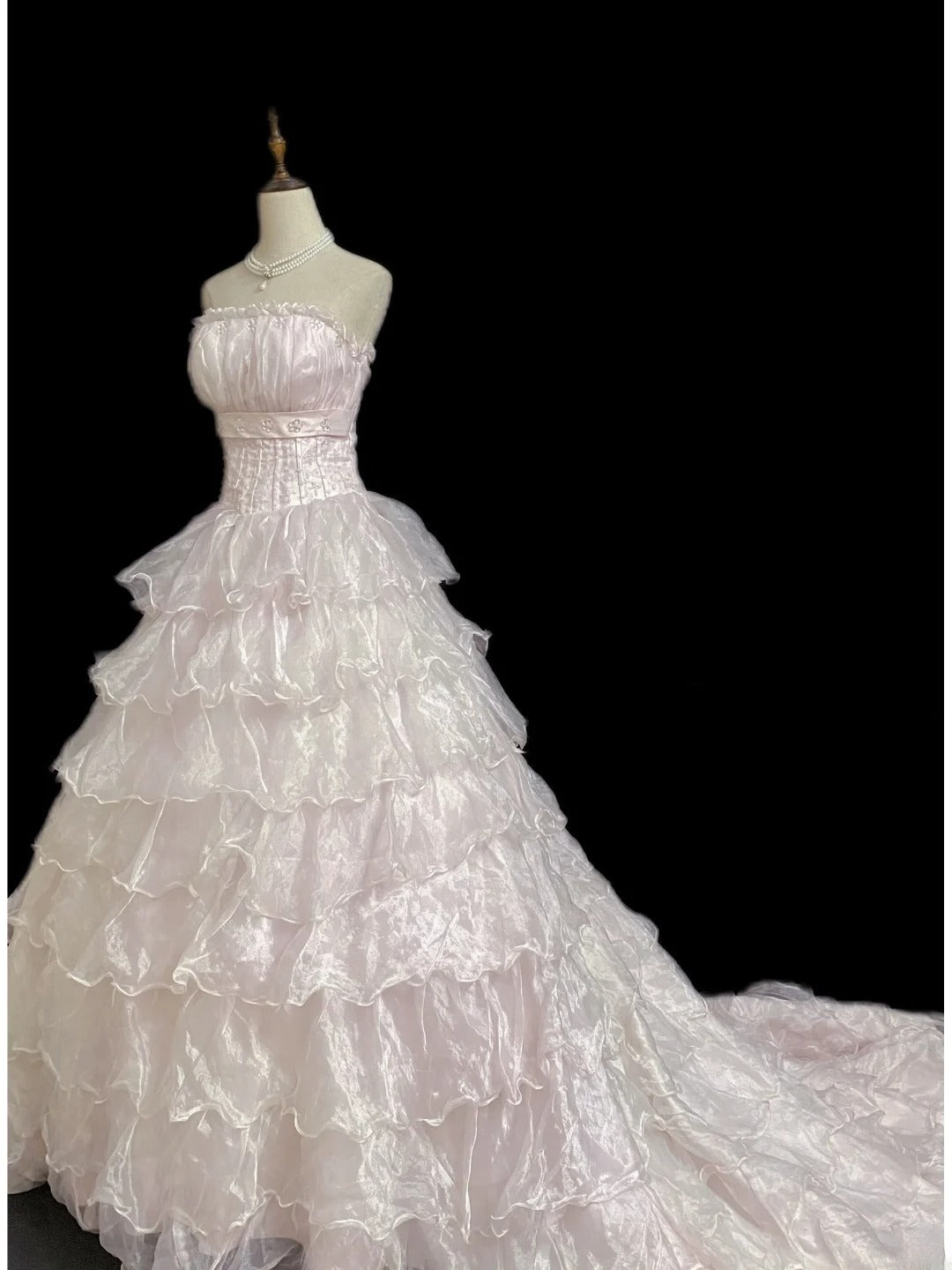 Princesses Fairytale Ball Gown Strapless Light Pink Organza With Tiered Layers Quince Dress Quinceanera Dresses 19th Birthday Outfit RB7998