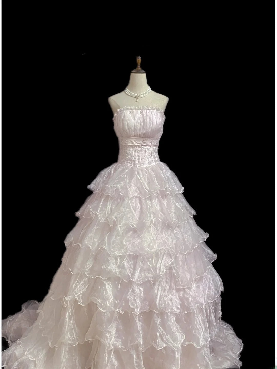Princesses Fairytale Ball Gown Strapless Light Pink Organza With Tiered Layers Quince Dress Quinceanera Dresses 19th Birthday Outfit RB7998