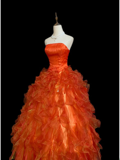 Princesses Fairytale Ball Gown Strapless Tulle With Tiered Layers Quince Dress Quinceanera Dresses 19th Birthday Outfit RB8000