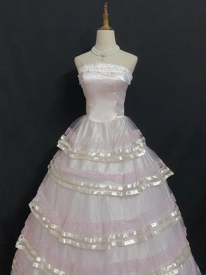 Princesses Fairytale Ball Gown Strapless Light Pink Tulle With Tiered Layers Lace Quince Dress Quinceanera Dresses Birthday Outfit RB8011
