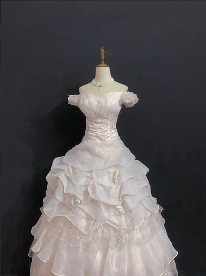 Princesses Fairytale Ball Gown Off The Shoulder Pearl Pink With Tiered Lace Quince Dress Quinceanera Dresses Formal 16th Birthday Outfit RB8014
