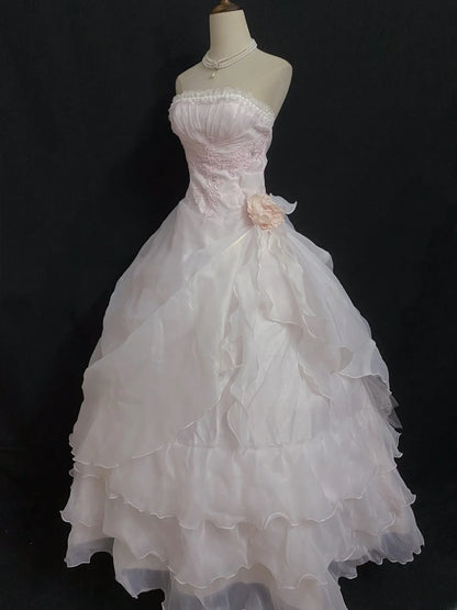 Princesses Fairytale Ball Gown Strapless Light Pink Long With Tiered Lace Quince Dress Quinceanera Dresses Formal Birthday Outfits RB8015