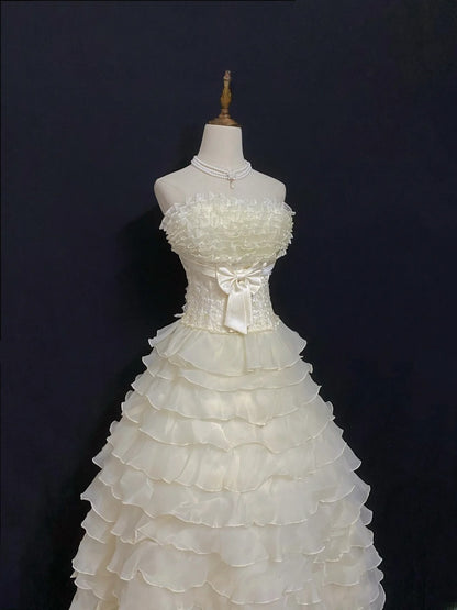 Princesses Fairytale Ball Gown Strapless Cream Ivory With Tiered Layers Quince Dress Quinceanera Dresses Birthday Outfit RB8018