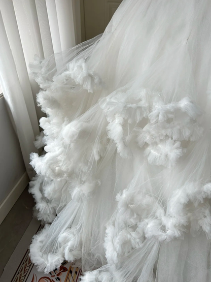 Wedding Dress Modest Ball Gown Sweetheart Tulle White With Tiered Layers Long Bridal Gown RC0937