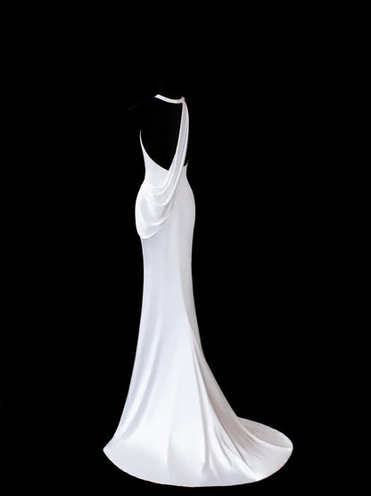 Zeitloses, ärmelloses Etuikleid aus weißem Satin mit tiefem Ausschnitt und offenem Rücken, langes, tailliertes Vintage-Brautkleid im Stil der 1920er Jahre, AS586