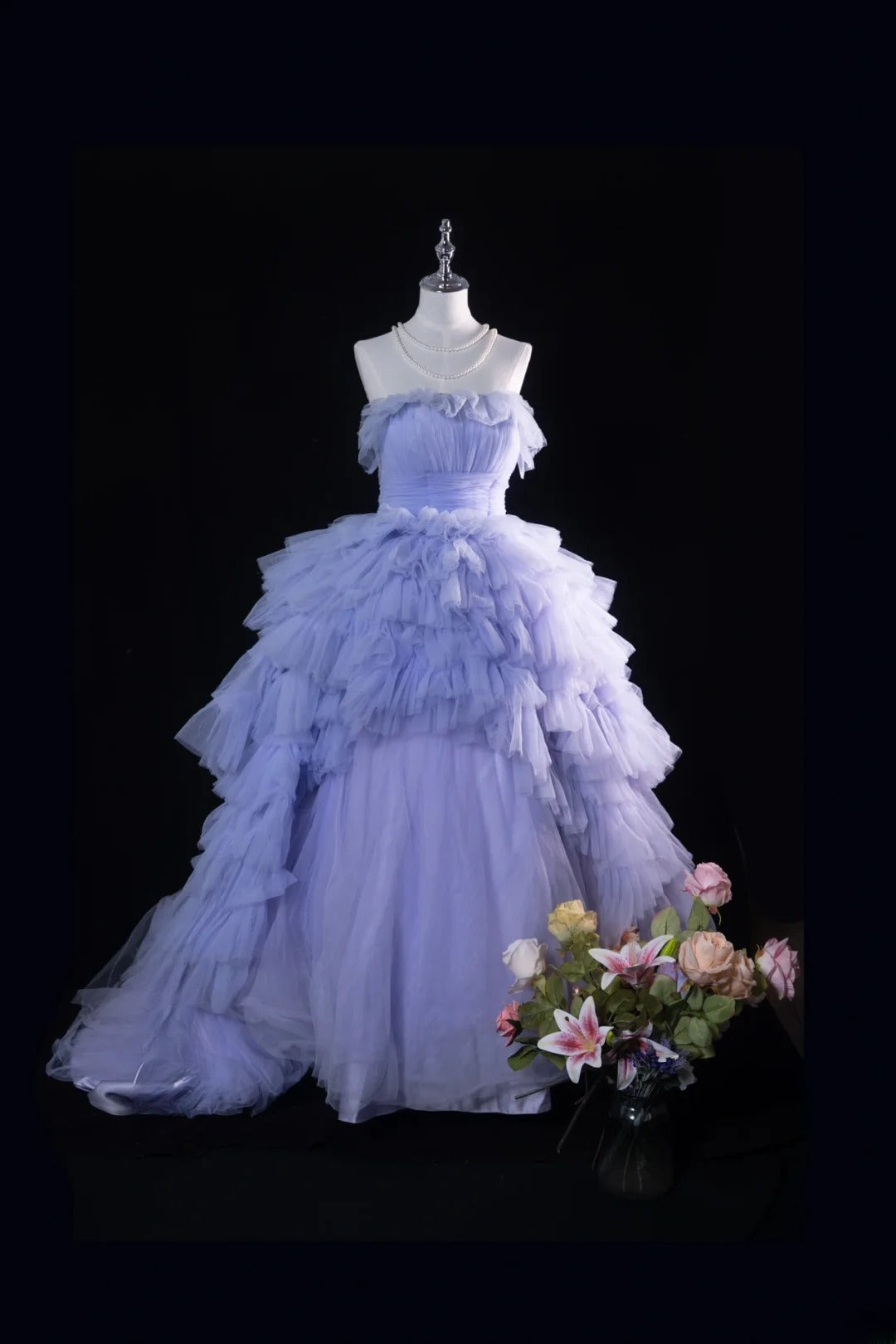 Pretty Ball Gown Strapless Lilac Quinceanera Dresses With Tiered For Sweet 15 Anos Celebration Birthday Formal Gown RB8780