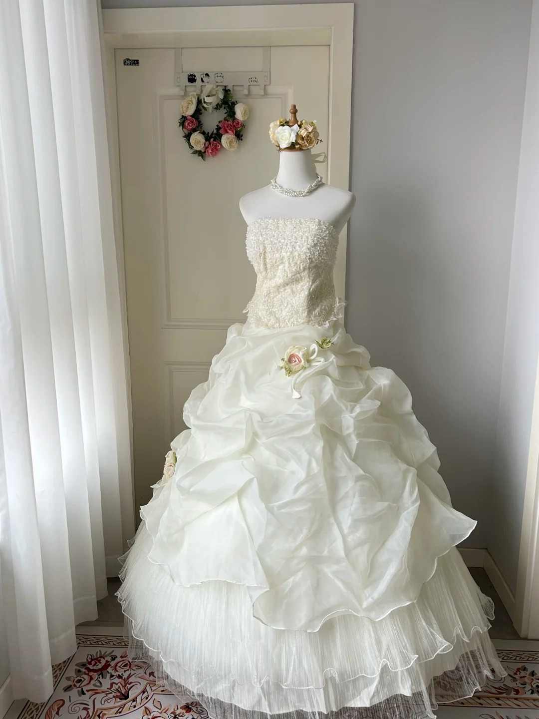Wedding Dress Fairytale Ball Gown Strapless Tulle White With Lace Tiered Floor Length Bridal Gown RC0951