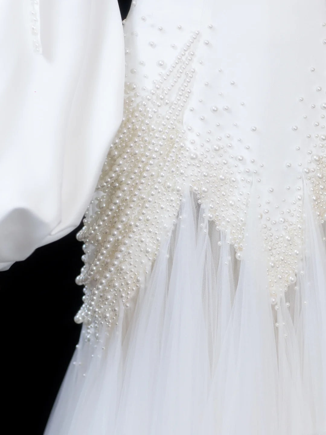 Zeitloses Meerjungfrauen-Brautkleid für Damen, schulterfrei, lange Ärmel, weißer Satin mit Perlen, tailliert, Vintage-Stil der 1920er Jahre, AS597
