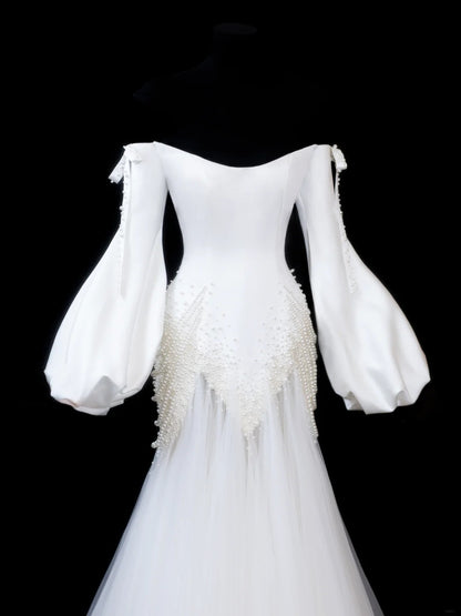 Zeitloses Meerjungfrauen-Brautkleid für Damen, schulterfrei, lange Ärmel, weißer Satin mit Perlen, tailliert, Vintage-Stil der 1920er Jahre, AS597
