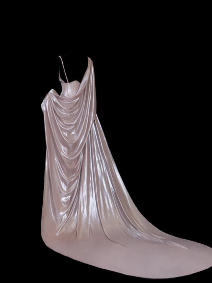 Robe de bal longue de soirée chic et élégante en satin rose satiné à fines bretelles spaghetti et fente style cape AS600