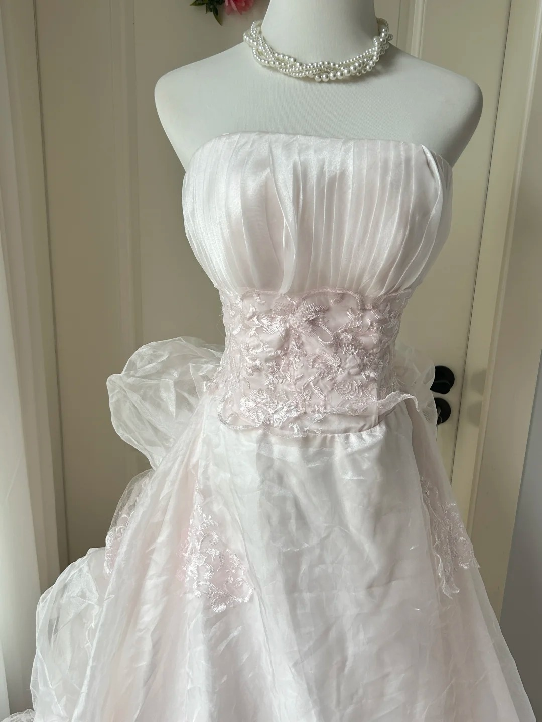 Prom Dresses ideas Modest Strapless Ball Gown Light Pink Ruffled Tiered Lace Formal Party Gown 8th Grade Dress RC0955