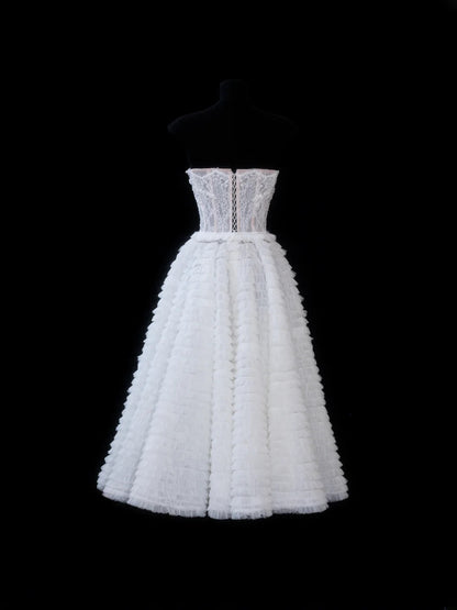 Elegantes Ballkleid mit herzförmigem Ausschnitt, weißem Tüll-Spitzenoberteil, formelles und festliches Abendkleid, elegantes Partykleid AS604