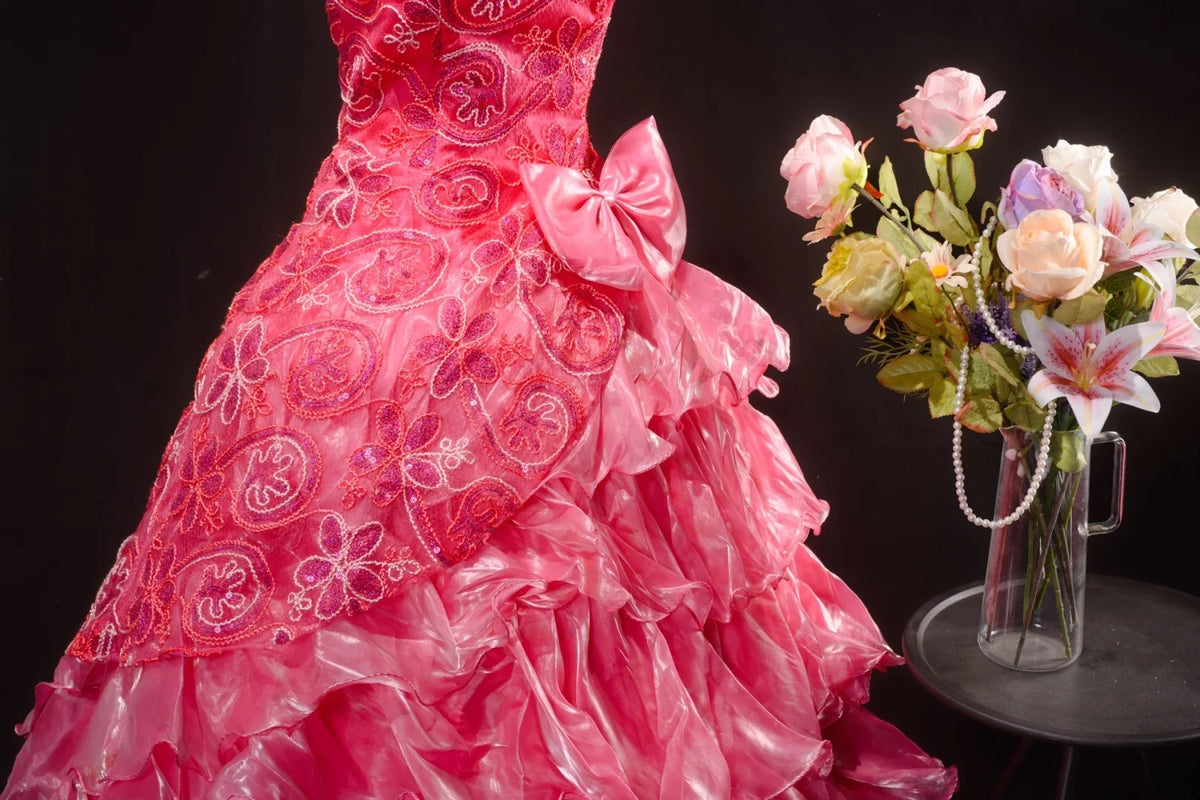 Pretty Ball Gown Hot Pink Quinceanera Dresses With Tiered For Sweet 15 Anos Celebration Birthday Formal Gown RB8785