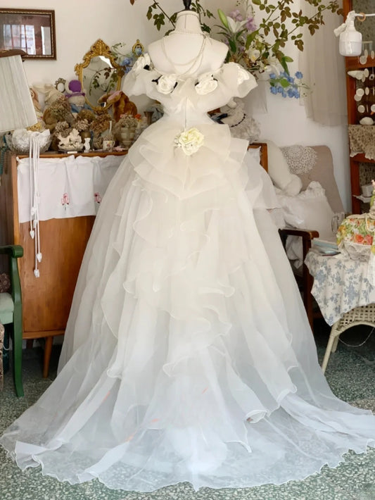 Vintage Wedding Dress White Ball Gown Off Shoulder With 3D Flowers Bridal Gown for Big Day RB9617