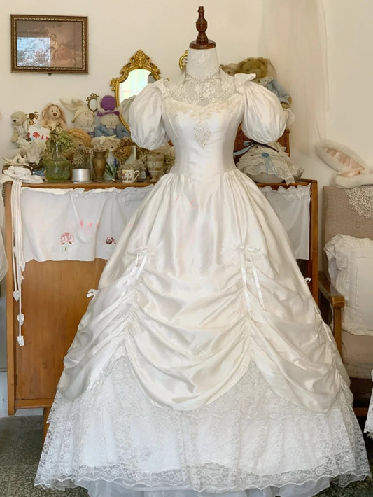 Vintage Wedding Dress Ball Gown High Neck With Puffy Sleeves Lace White Bridal Gown for Big Day RB9644