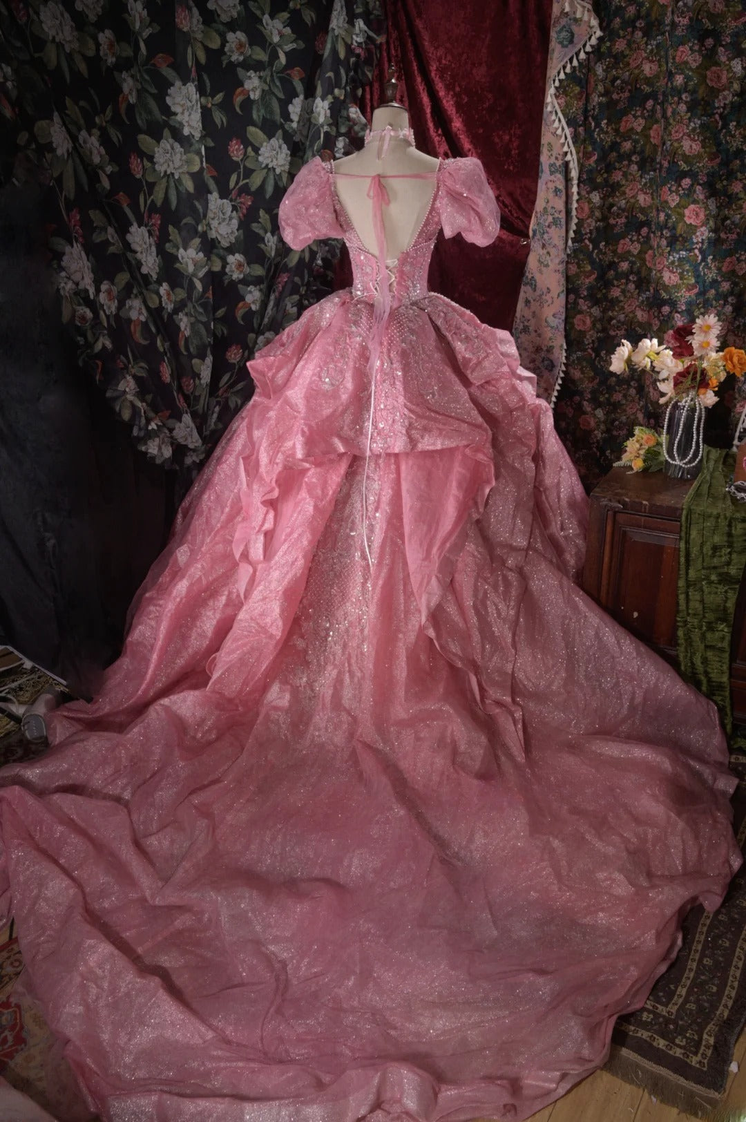 Charming Ball Gown Pink Sweetheart Quinceanera Dresses With Lace For Sweet 15 Anos Celebration Birthday Formal Gown RB8789