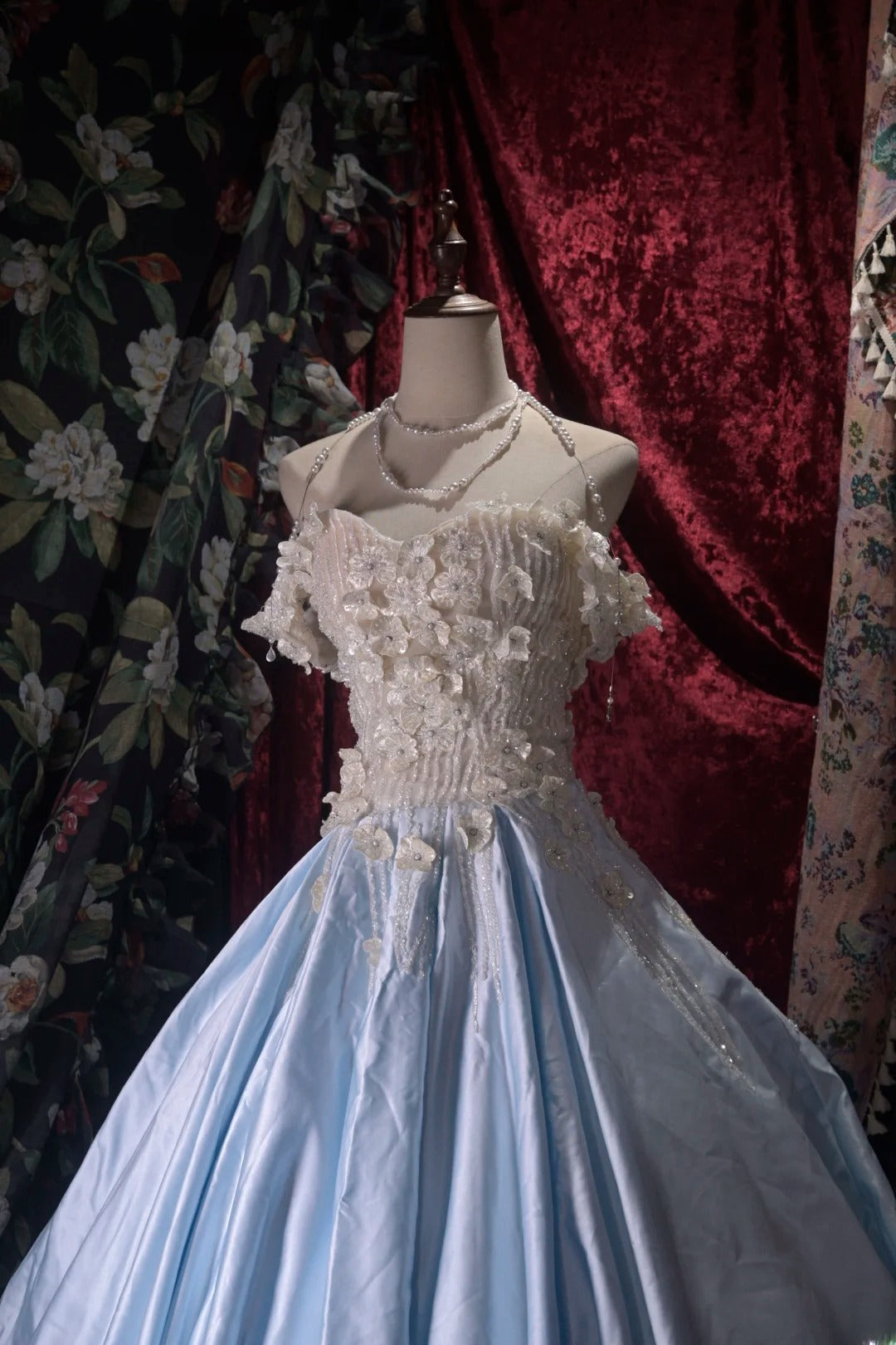 Charming Ball Gown Off The Shoulder Blue Quinceanera Dresses With Flowers For Sweet 15 Anos Celebration Birthday Formal Gown RB8794