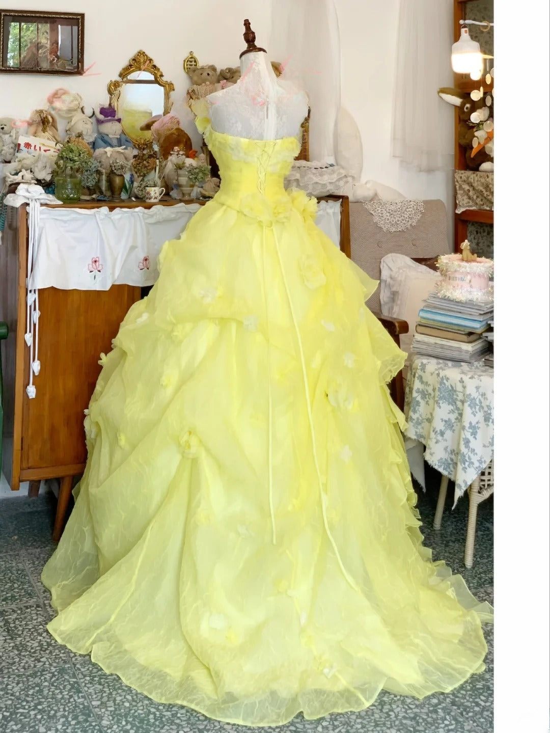 Sweet 16 Dress Ball Gown Strapless Yellow Tulle With Tiered Flowers Vestido De 15 Sweet Sixteen Dress RB9682