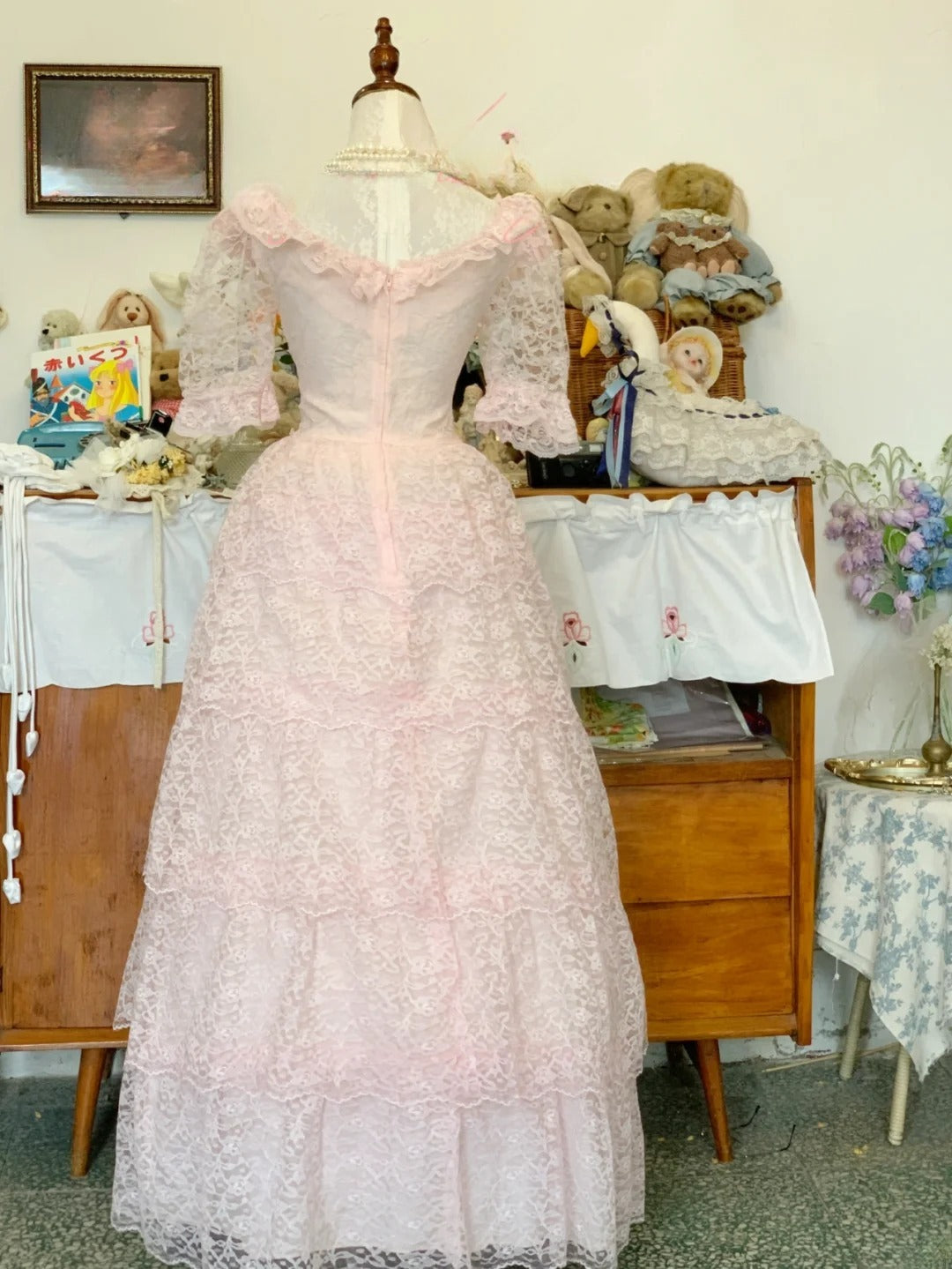 Pink Prom Dress Long A line Spaghetti Straps Lace Romantic Evening Gown for Prom RB9715