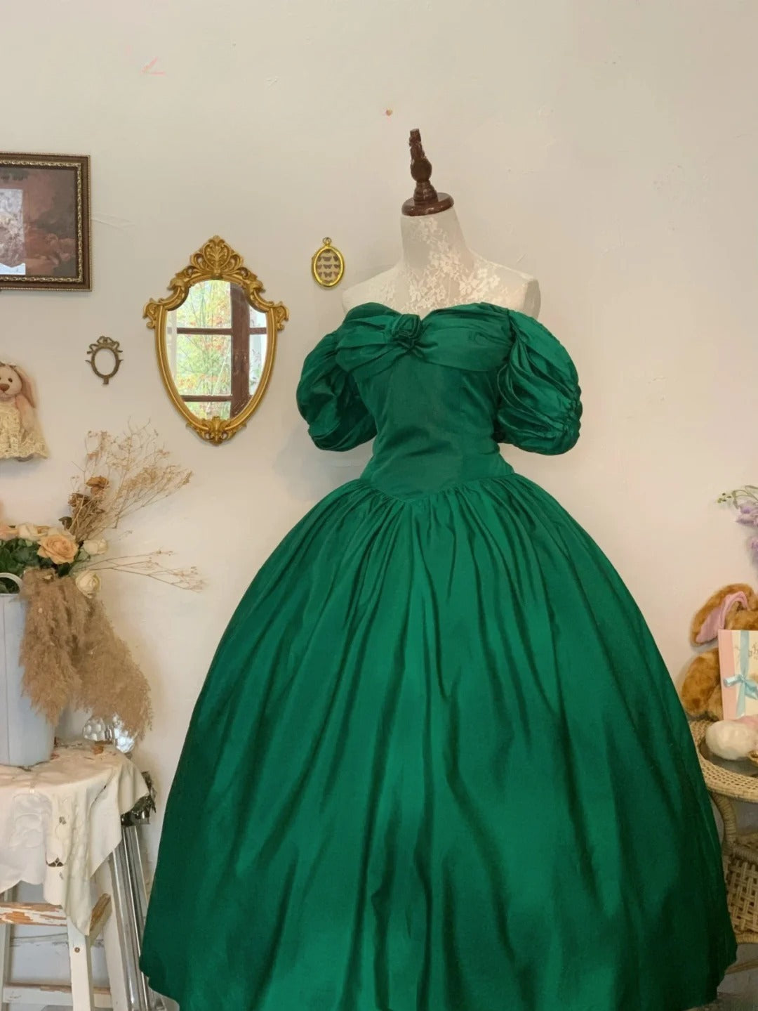 Sweet 16 Dress Ball Gown Off Shoulder Green Satin With Short Sleeves Vestido De 15 Sweet Sixteen Dress RB9759