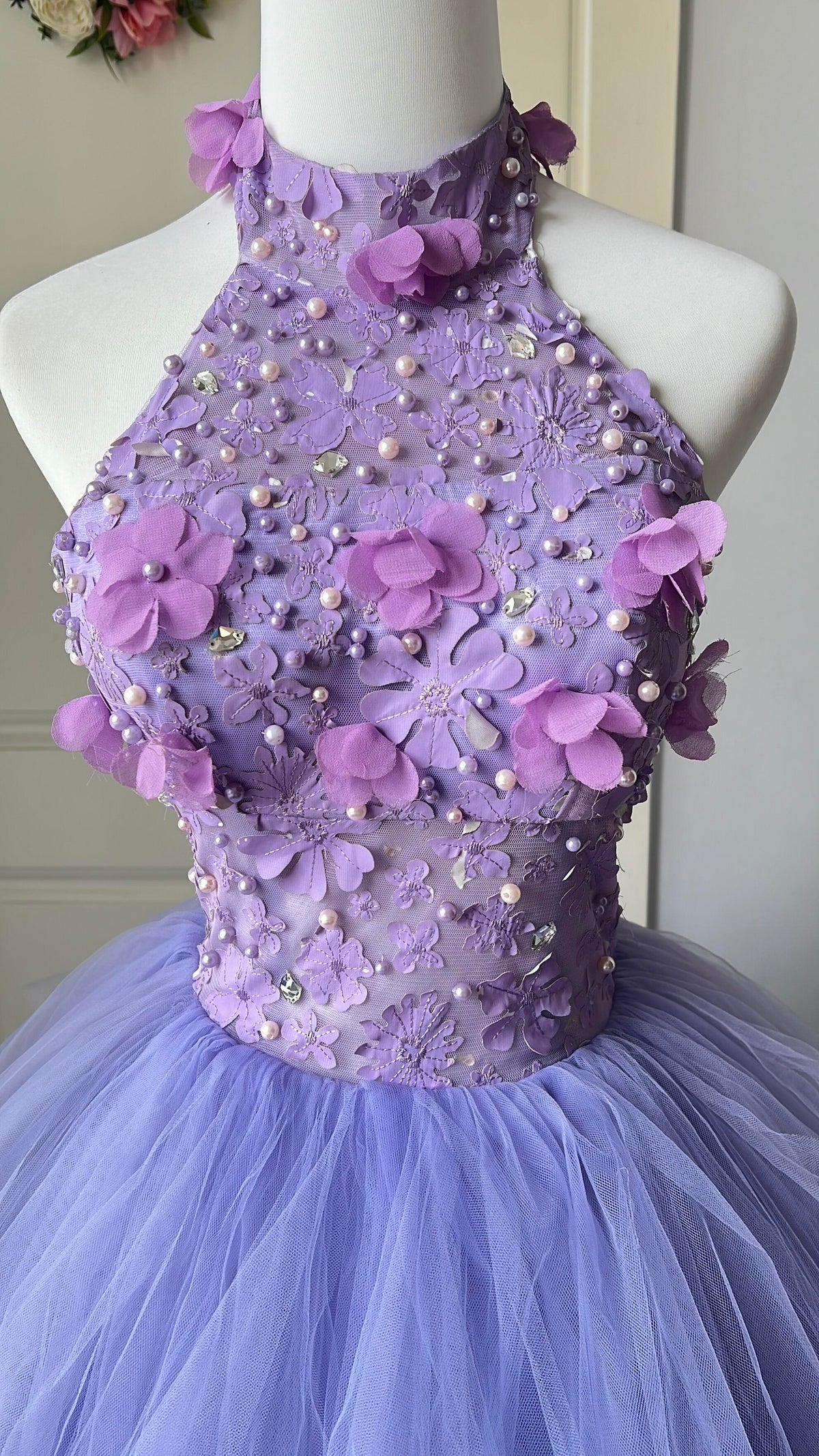 Sweet 16 Quinceanera Kleid Ballkleid hochgeschlossener Tüll Flieder mit Blumen Geburtstagsparty Kleid RC0861