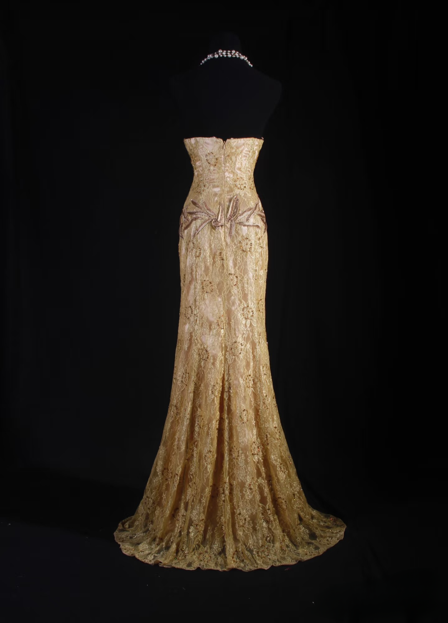 Retro-Abendkleider, Meerjungfrauen-Stil, herzförmiger Schnitt, goldene Spitze, Perlen, Vintage-Stil, lange Abendkleider, Partykleider AU004