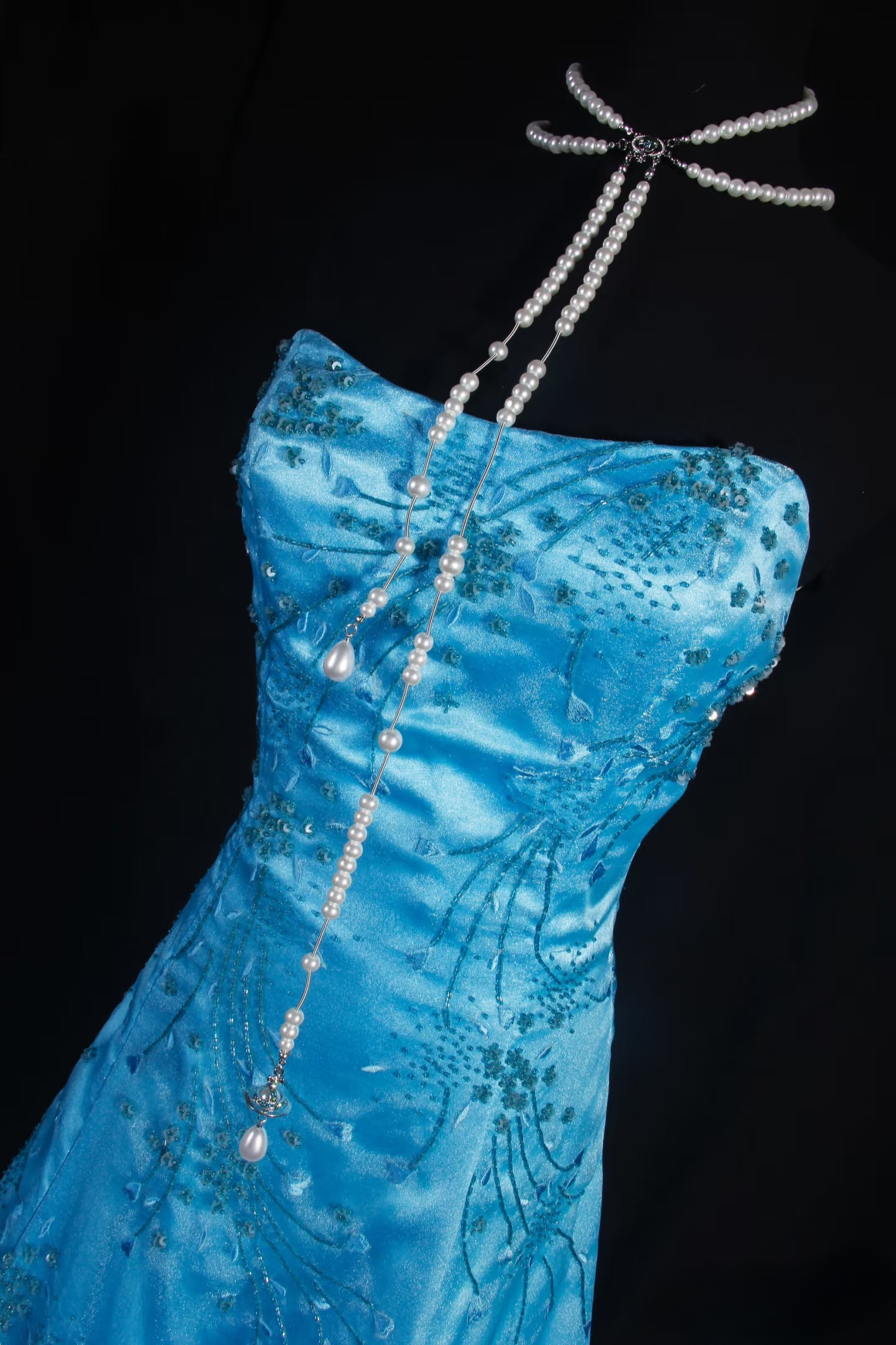Retro-Abendkleider, A-Linie, trägerlos, blauer Tüll, Perlenbesatz, Vintage-Stil, lange Abendkleider, Partykleider AU026