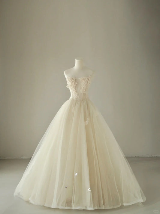 Simple Ball Gown Strapless Ivory Cream Tulle Groom Brides Gown Bridal Dress Style Long Wedding Dresses RB6982