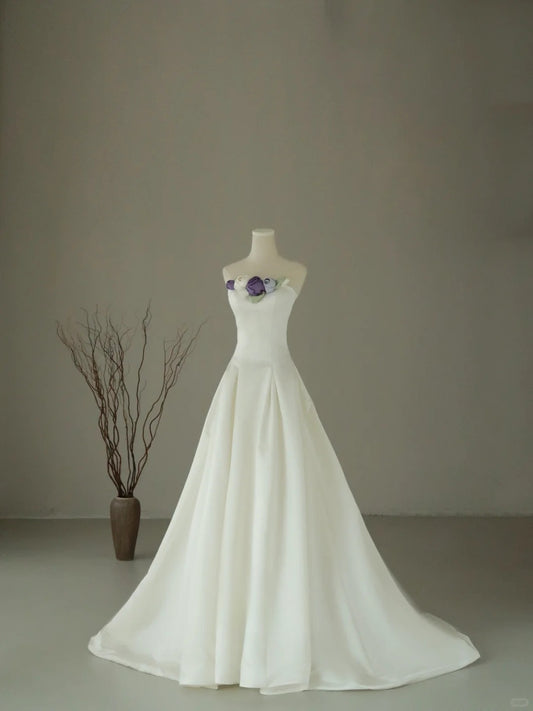 Simple Ball Gown Strapless White Groom Brides Gown Bridal Dress Style Floor Length Wedding Dresses RB6984