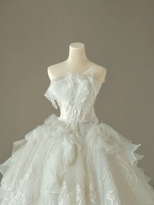 Classic Ball Gown Strapless White Tulle Groom Bride Gown Bridal Dress Style Wedding Dresses RB6986