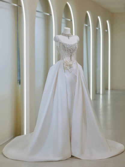 Robe de bal bustier blanche en satin ornée de perles argentées, longueur au sol, pour femme de princesse (AU037)