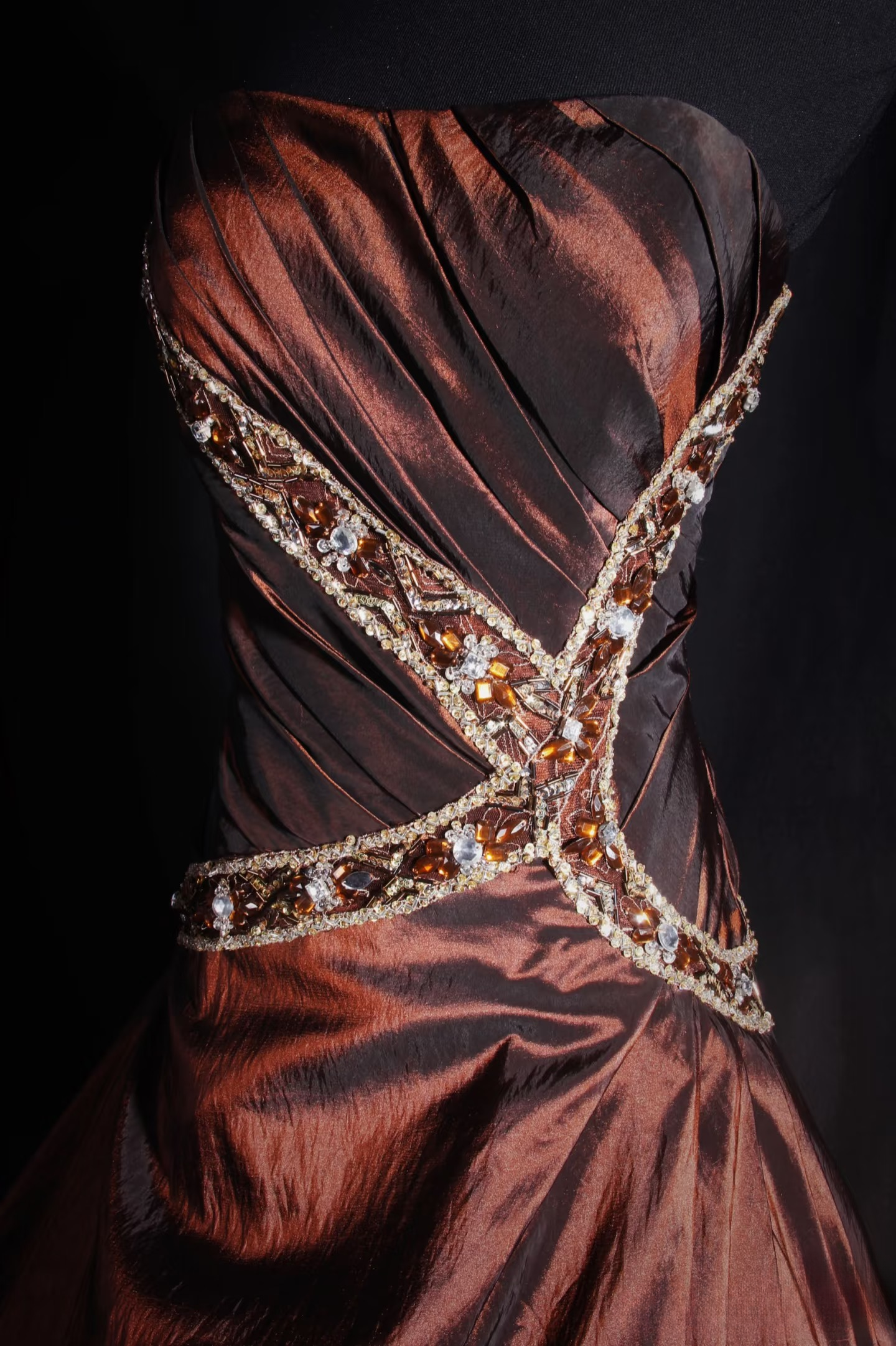 Vintage Ballkleid, trägerlos, braun, perlenbesetzt, Taft, inspiriert von den 80er Jahren, langes Abendkleid, Ballkleid, Partykleid, Abiballkleid AU039