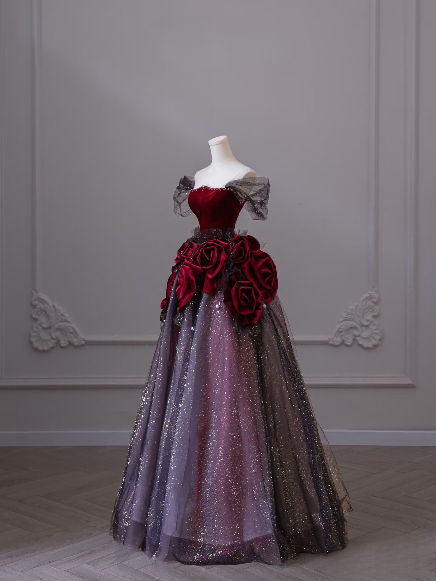 Sexy Ball Gown Off The Shoulder Tulle Short Sleeves Red Floor Length Stunning Prom Dresses Inspiration High School Dance Dress Princess Graduation Gown AU041