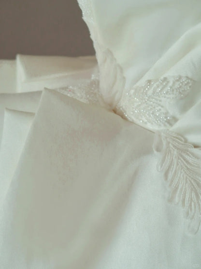 Princess Ball Gown Strapless White Tulle With Ruffled Groom Bride Gown Bridal Dress Modest Wedding Dresses RB7672