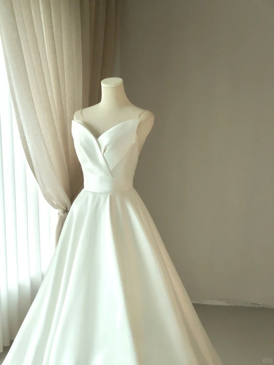 Simple Ball Gown Spaghetti Straps White Satin With Ruffled Groom Bride Gown Bridal Dress Modest Wedding Dresses RB7673