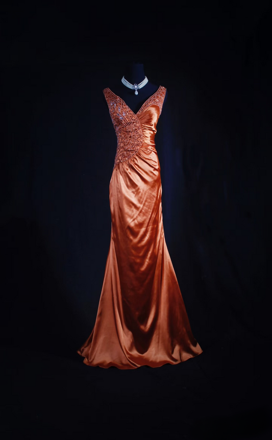 Vintage-Abendkleider im Stil der 1950er Jahre: Elegantes, rostrotes, langes Abendkleid mit V-Ausschnitt (Inspiration AU052)