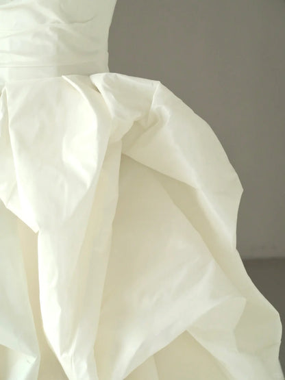 Princess Ball Gown Sweetheart Satin White With Ruffled Sleeves Groom Bride Gown Bridal Dress Modest Wedding Dresses RB7686