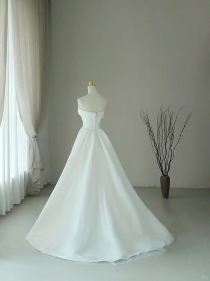 Simple A line Strapless White Satin With Ruffled Groom Bride Gown Bridal Dress Modest Wedding Dresses RB7687