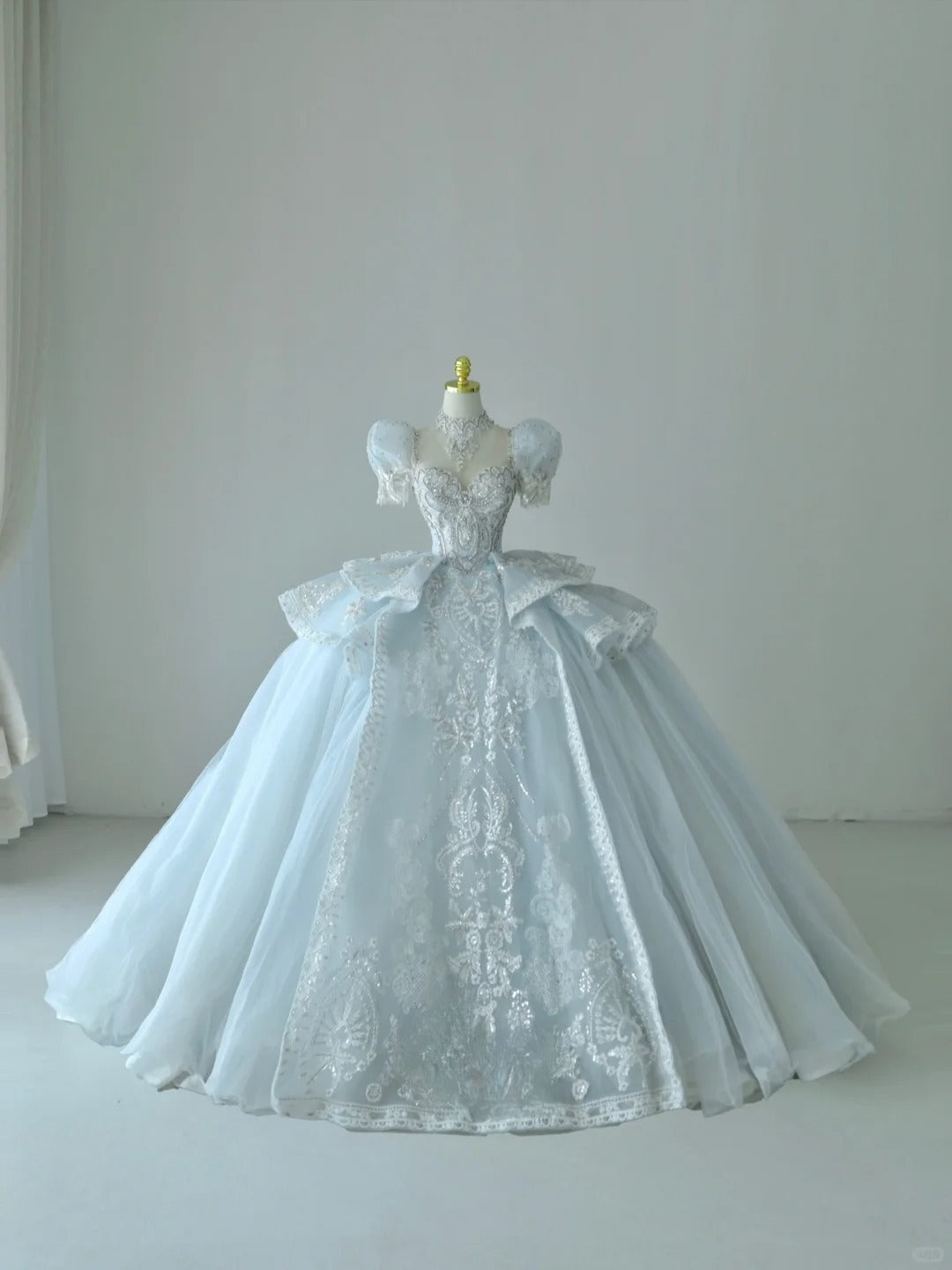 Princess Ball Gown Sweetheart Blue Tulle With Ruffled Puffy Sleeves Groom Bride Gown Bridal Dress Modest Wedding Dresses RB7688
