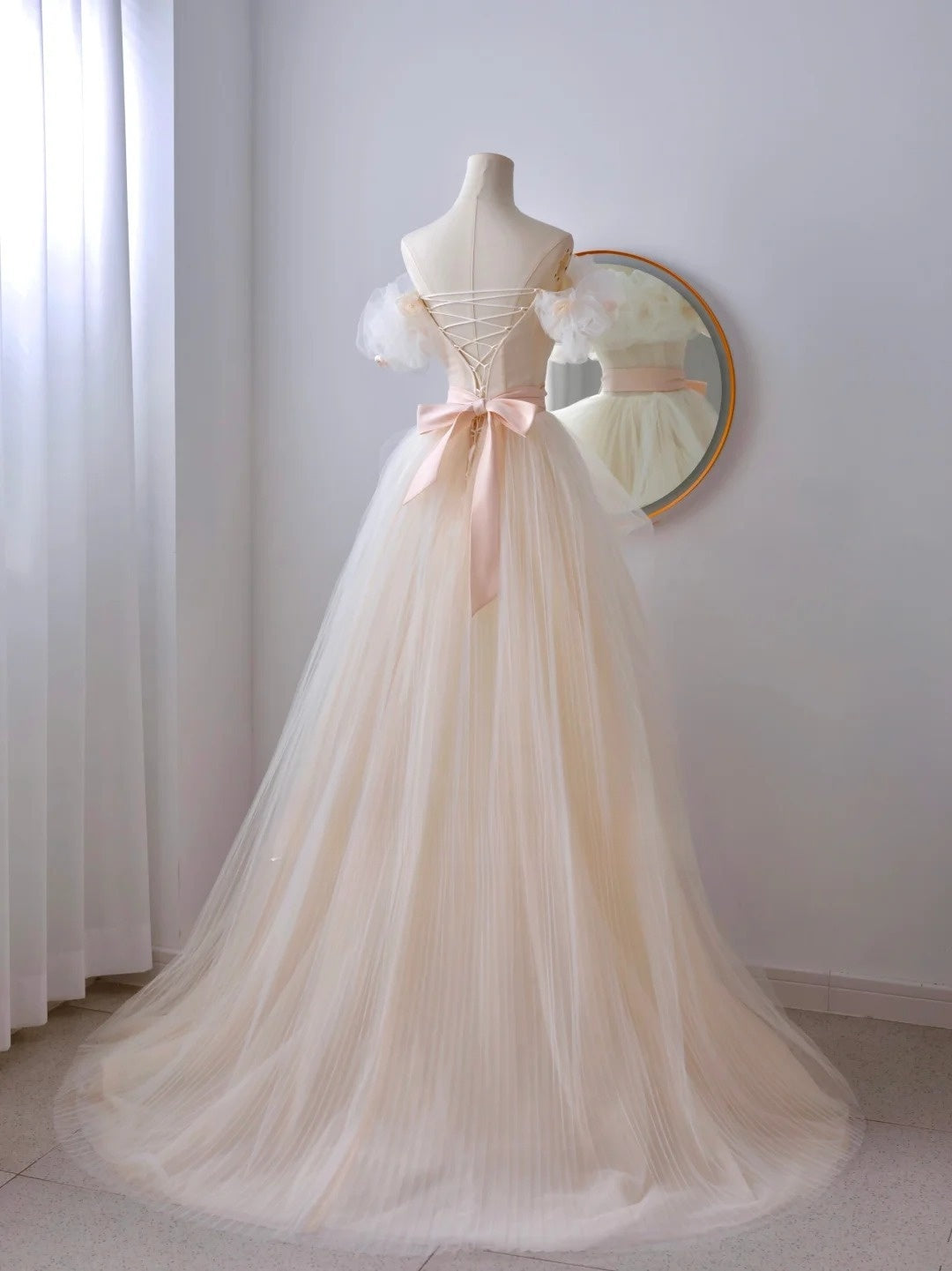 Edles Ballkleid aus schulterfreiem Tüll-Ballkleid, langes Partykleid, Abend-Outfits, Abschlusskleid AU078