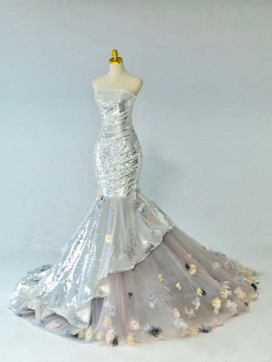 Glitzerndes trägerloses Meerjungfrauen-Abendkleid in Silbergrau mit Pailletten und Blumen, langes formelles Partykleid RB6586